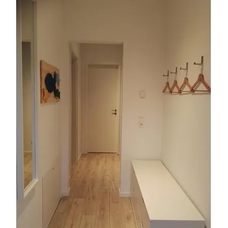 Moderne Mit Sauna & Terrasse Apartment