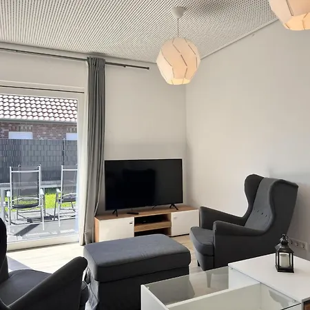 Moderne Mit Sauna & Terrasse *