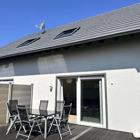 Moderne Mit Sauna & Terrasse Daire Burhave