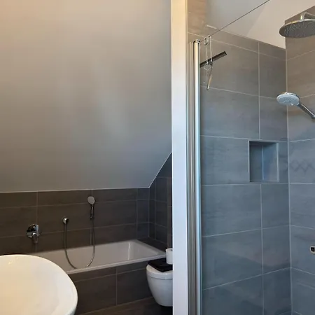 Daire Moderne Mit Sauna & Terrasse Burhave