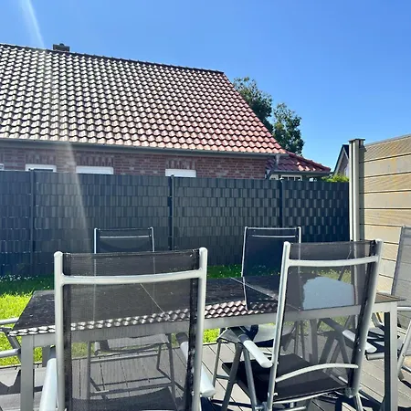 Moderne Mit Sauna & Terrasse