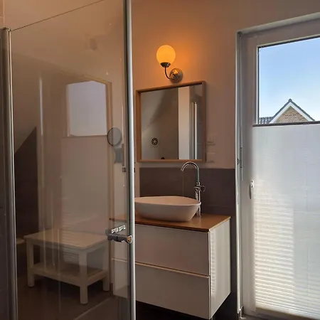 Daire Moderne Mit Sauna & Terrasse Burhave
