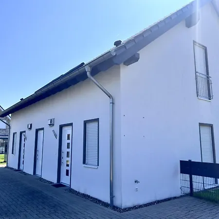 Moderne Mit Sauna & Terrasse * Burhave