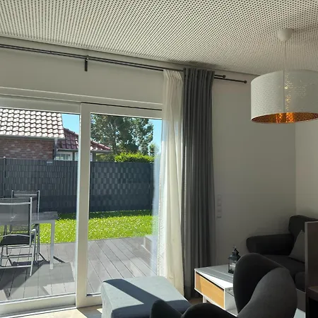 Moderne Mit Sauna & Terrasse * Burhave